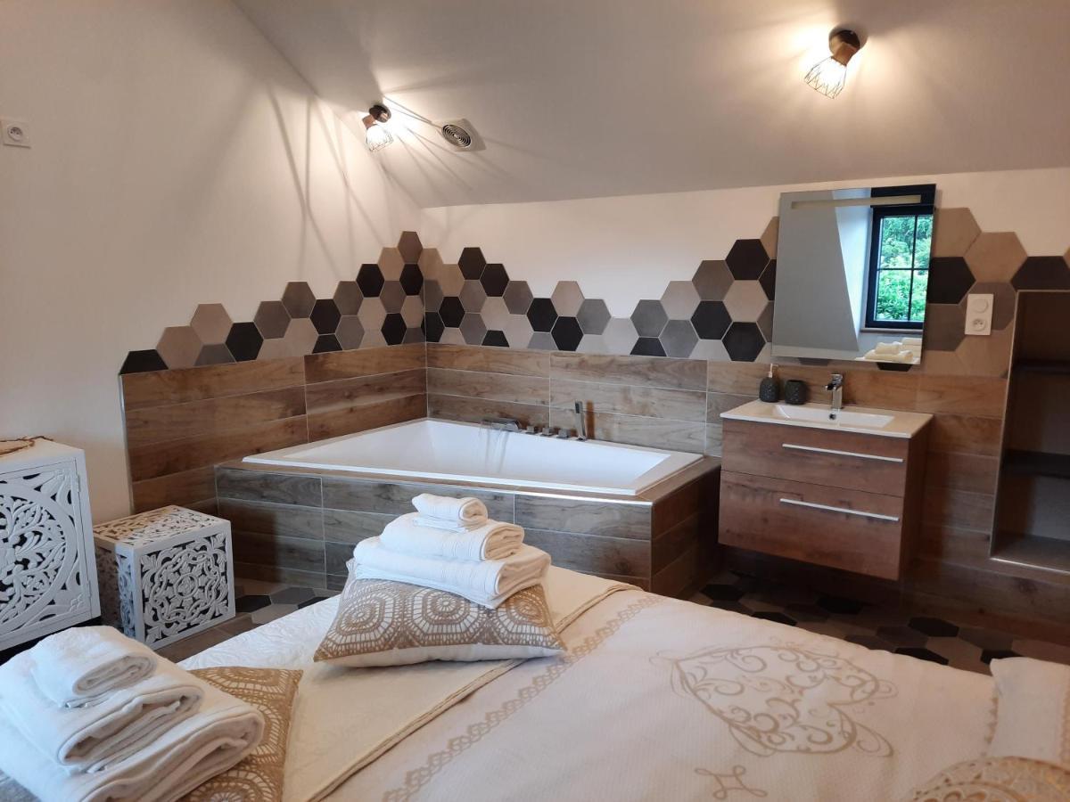 Villa Madelaine Ranch, Nouvelle Piscine 2025 Le Gast Esterno foto