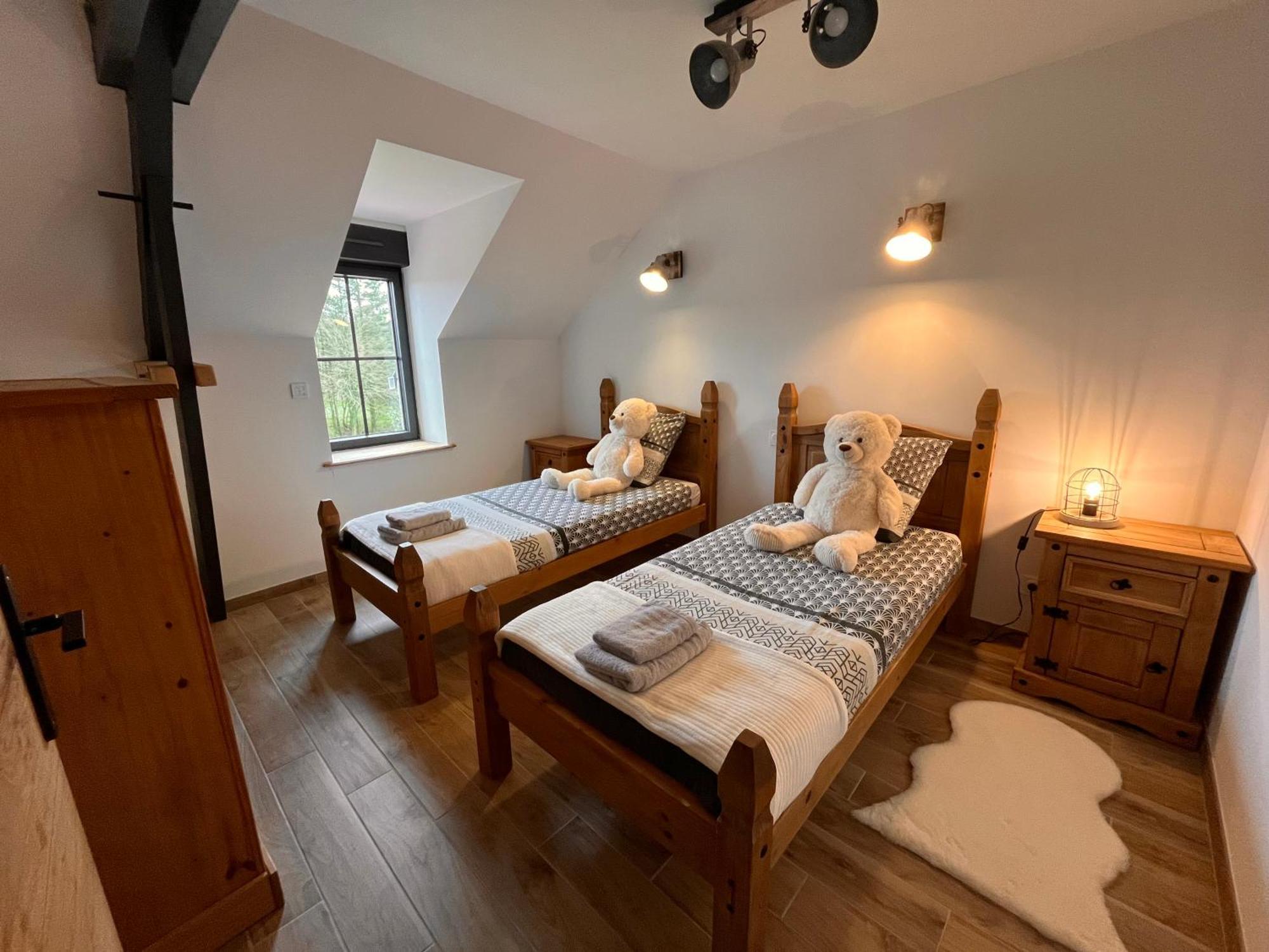 Villa Madelaine Ranch, Nouvelle Piscine 2025 Le Gast Esterno foto
