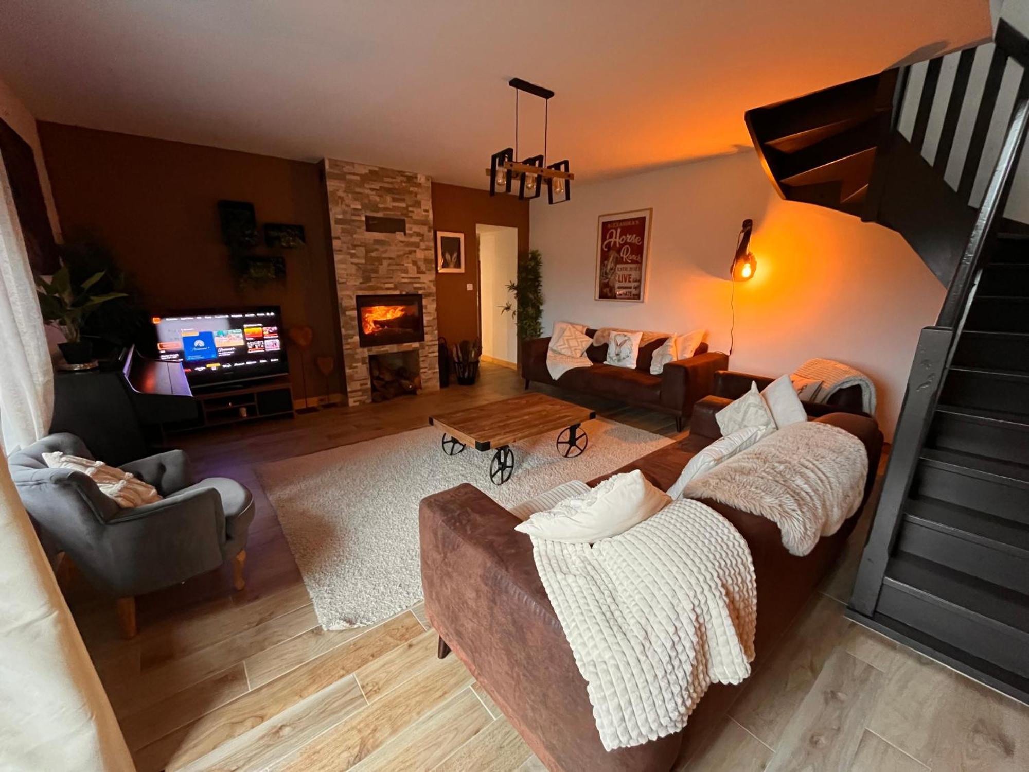 Villa Madelaine Ranch, Nouvelle Piscine 2025 Le Gast Esterno foto